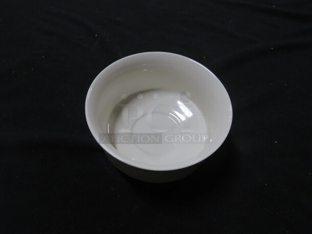 NEW Classic Rim Ivory Bullion Cup. 12XBID - Image 2 of 2