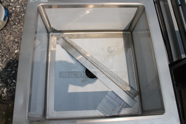 BRAND NEW SCRATCH AND DENT! Regency 600SM242412 Commercial Stainless Steel One Compartment Floor Mop Sink. - Image 3 of 7