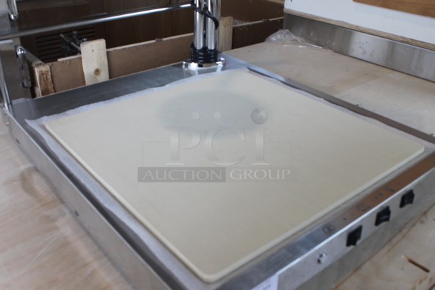 BRAND NEW! Alto-Shaam CS-200S Heated Dual Lamp Carving Station with Sneeze Guard - 120V - Image 6 of 7