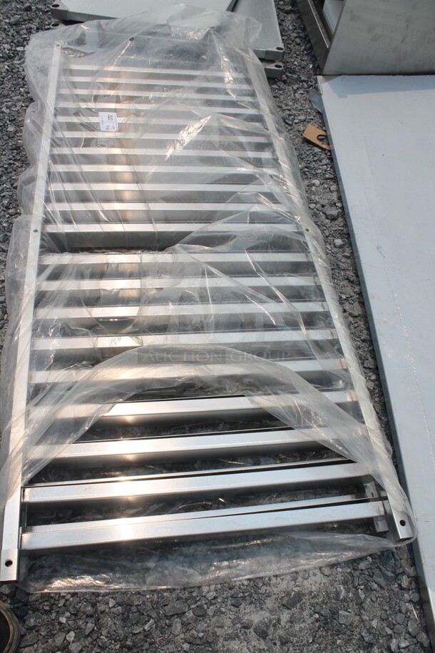 BRAND NEW SCRATCH AND DENT! Pan Rack Sides - Image 3 of 3