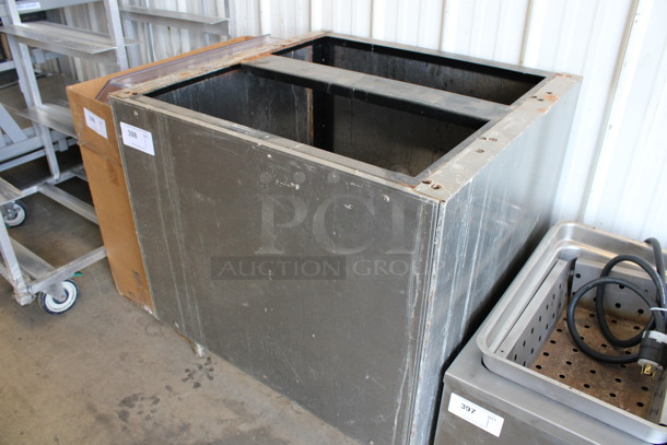 Stainless Steel Commercial Counter Frame. 30x29.5x30 - Image 2 of 4