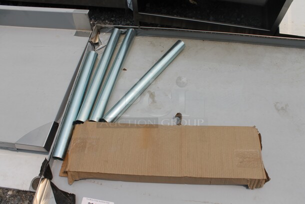 BRAND NEW SCRATCH AND DENT! Regency 600ES3060G Commercial Stainless Steel Disassembled Equipment Stand With Galvanized Undershelf And Legs. - Image 3 of 5