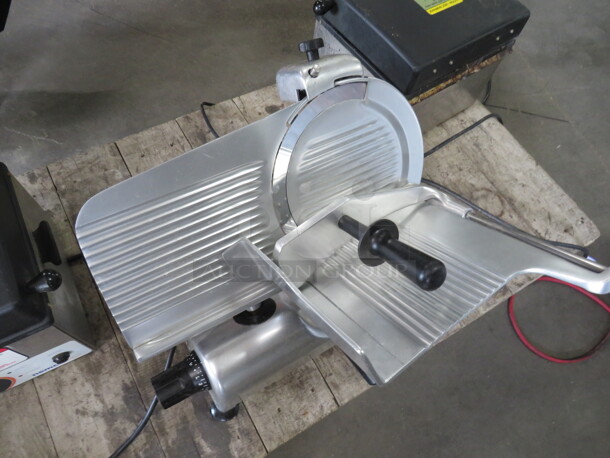 One Globe Deli Slicer. 115 Volt. Model# G12 - Image 3 of 3