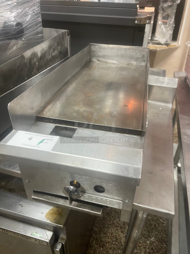 Fully Refurbished! Royal Range RMG-12 - Countertop Commercial Griddle, Flat Grill Natural gas, 12 inch Wide  surface, 3/4 inch thick plate NSF - Image 2 of 8
