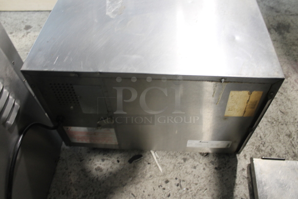 Amana RFS10SW2 Stainless Steel Commercial Countertop Microwave Oven. 120 Volts, 1 Phase. - Image 7 of 8