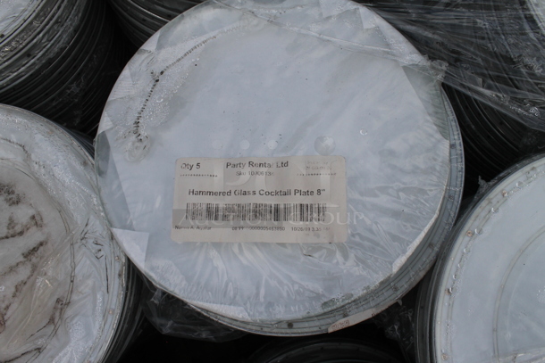 PALLET LOT of Approximately 480 BRAND NEW Plates Including Hammered Glass Cocktail 8", Deco Dot Lunch 9.5"  - Image 3 of 5