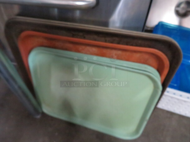 One Lot Of 8 Assorted Trays. - Image 1 of 1