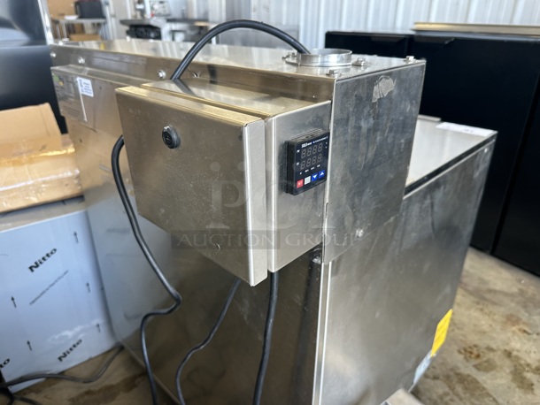 2022 Lightfry USA LF12U-4 Stainless Steel Commercial Countertop Air Fryer with 4-Wire Connection. 220 Volts, 3 Phase. - Image 3 of 12