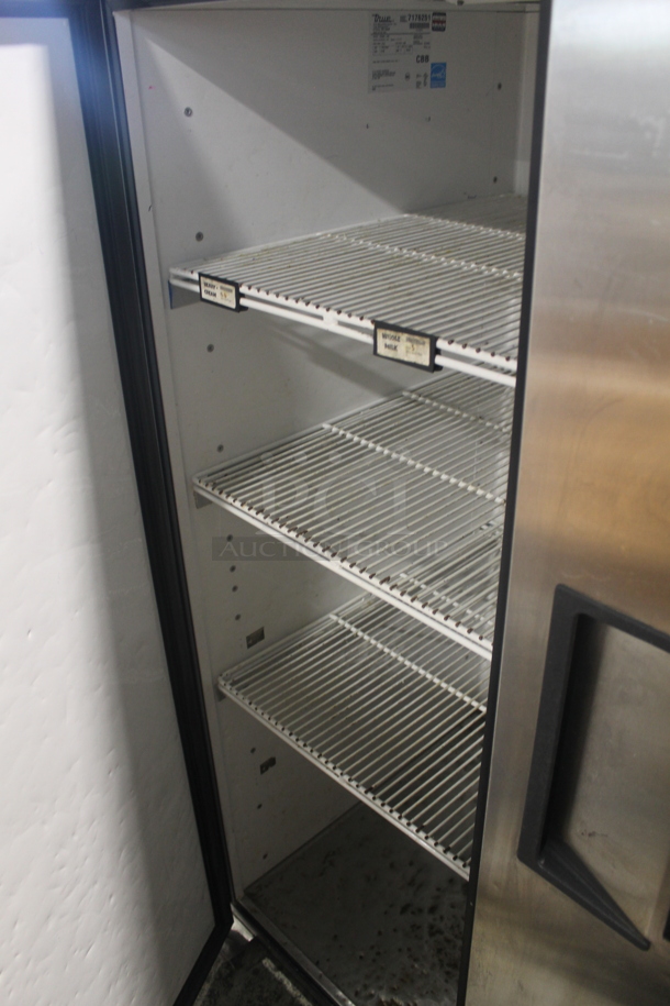 2011 True TG2R-2S Commercial Stainless Steel Two Door Reach In Cooler With Polycoated Shelves. 115V, 1 Phase. Tested and Working! - Image 4 of 6