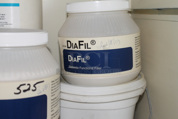 White Counter w/ Black Countertop, Doors, Drawers and Contents. BUYER MUST REMOVE. - Image 6 of 8