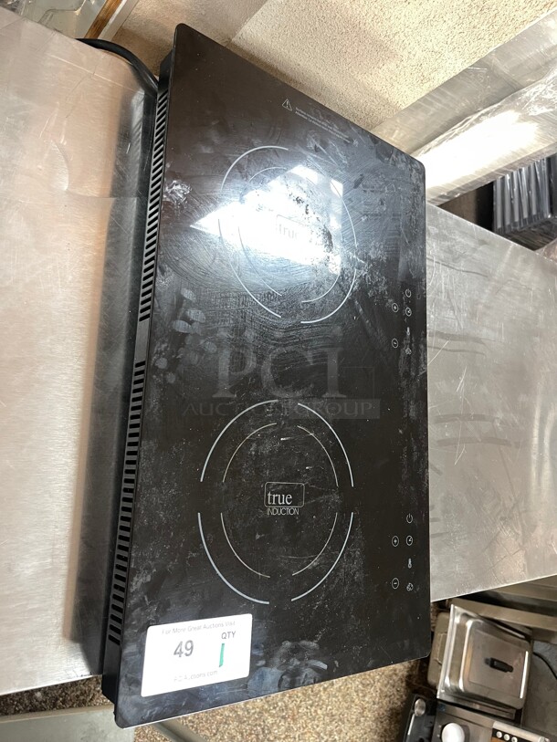 Working! True Induction True Induction 24-in 2 Elements Coil Black Electric Commercial Cooktop NSF 120 Volt Tested and Working! - Image 1 of 5