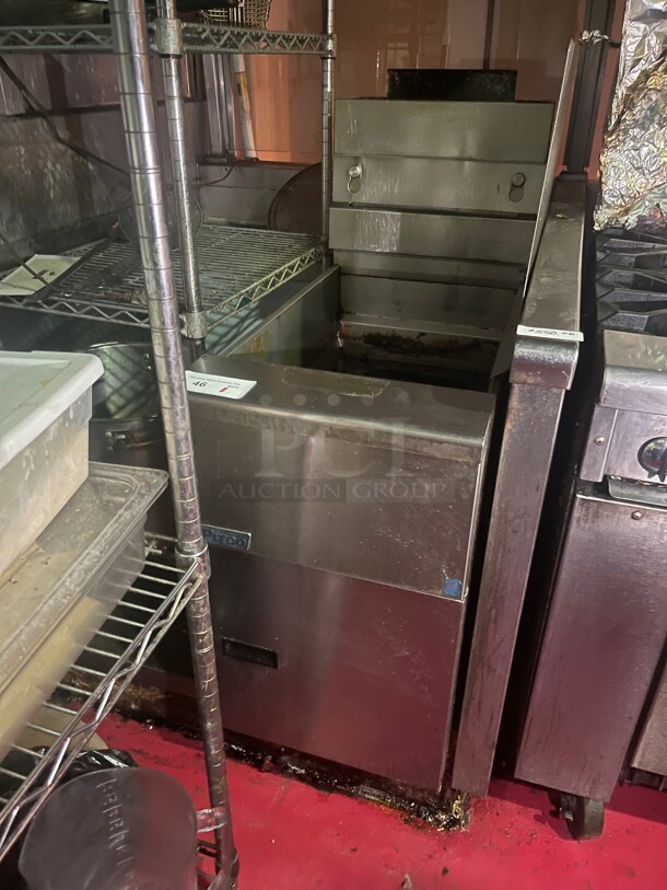 Working! Pitco Commercial 50 LB Natural Gas Fryer NSF Tested and Working! - Image 1 of 3