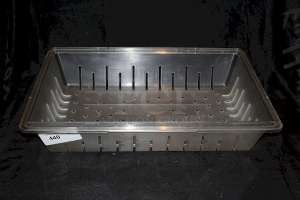 HOLY COLANDERS! Cambro 1826CLRCW135 Camwear 26" x 18" x 5" Clear Plastic Food Drain Box / Colander - Image 1 of 6
