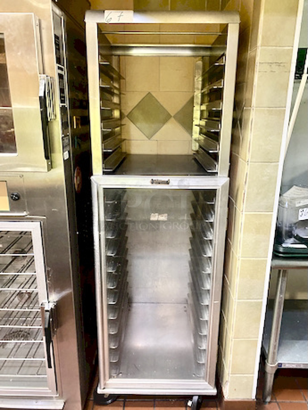 AMAZING! Lockwood CA72-RR12-6 Combination Open Air and Storage Display Cabinet With Removable Pan Support. 

9/10 Condition!

A versatile choice for cooling, storage and display with sheet pans
Construction: high tensile aluminum
Dimensions: 71-3/4"H x 22-7/8"W x 29-3/8"D
Center spacing: 3-1/4"
Pan capacity: supports (18) 18" wide pans (6 open air and 12 enclosed)
Casters: 5" non-marking swivel plate (2 with brakes)
Actual Weight: 120 lbs. - Image 2 of 8