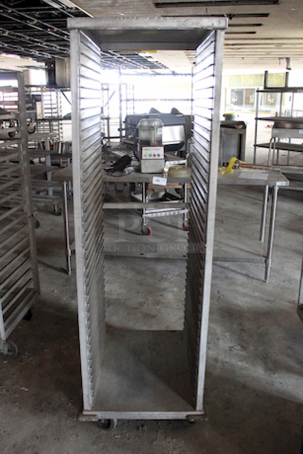 New Age Industrial Heavy Duty Enclosed Transport Cabinet, Solid Sides, Open Ends, Solid Top & Bottom — 1½” Spacing, HD Base, 40 Pan Capacity, 20⅞” x 27⅝”x 68”, - Image 3 of 6