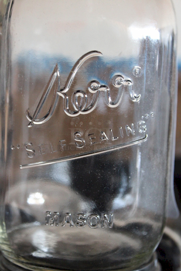 LARGE DRINKS! Kerr 505ZFP 32 oz. Quart Regular Mouth Glass Mason Jars & Bus Tub. 13x Your Bid - Image 2 of 3