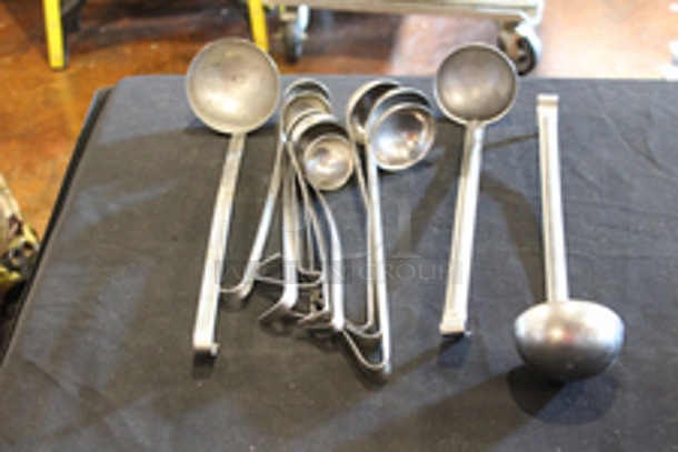 Stainless Steel Ladles, Various Sizes.
12x Your Bid