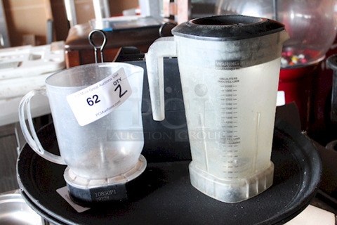 SWEET! Island Oasis in & Warring Blender Cups. 2x Your Bid