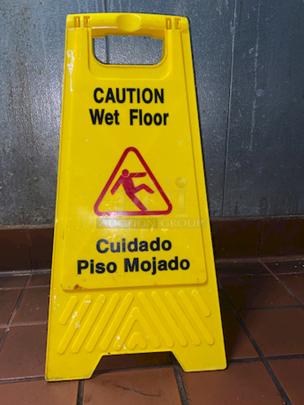 Caution / Wet Floor Sign.  - Image 2 of 3