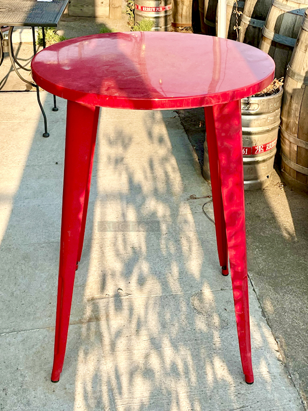 PERFECT! Outdoor Patio Dinning High-Top Table, Red, Metal.