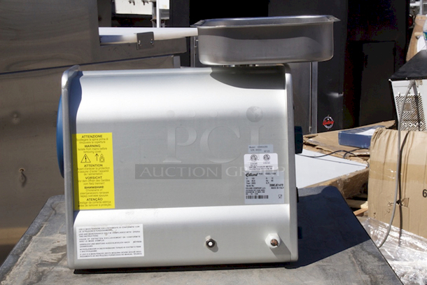BRAND NEW SCRATCH & DENT! Edlund Edvantage EDVG-12SS #12 Electric Meat Grinder With Stainless Steel Components - 120V; 1/2 hp - Cord Needs To Be Re-Attached.  - Image 6 of 10