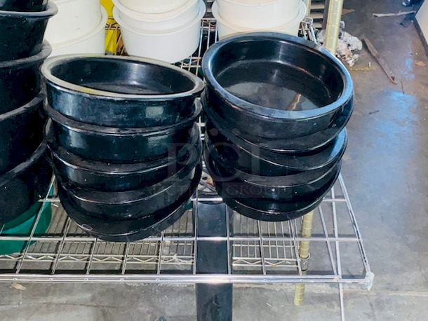 (14) Bon Chef Bon Chef 5103BLK 2.75 Qt. Black Sandstone Finish Cast Aluminum Oval Food Pan, 9-1/8" x 12-3/8" x 4" and (10) 5105BLK Pan, 1-1/2 qts., 9-1/8" x 12-3/8" x 2", oval,

24x Your Bid - Image 5 of 6