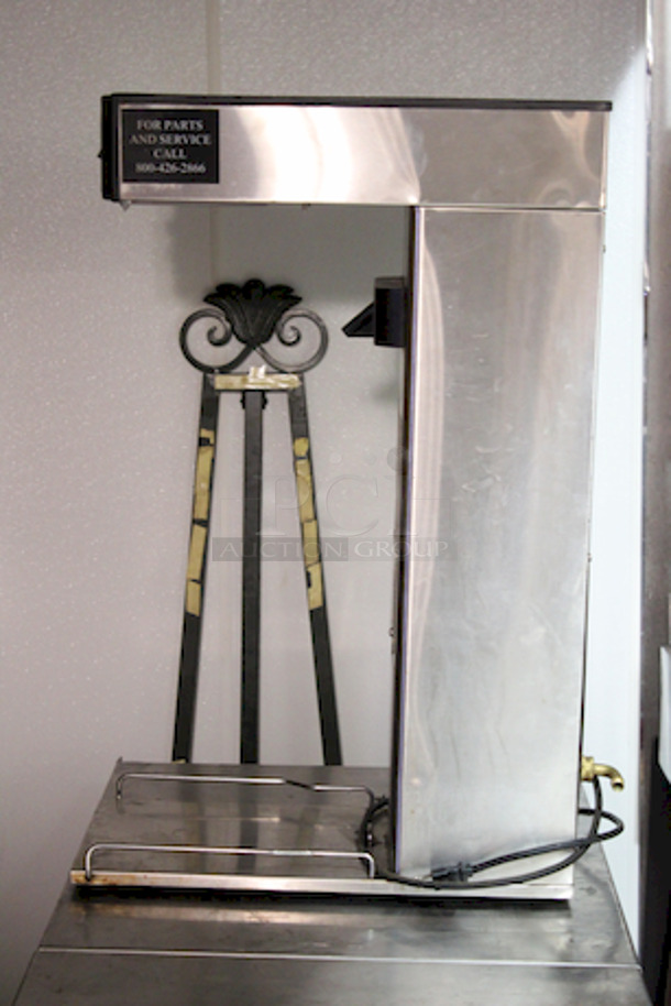 NICE! Bunn 36700.0013 TB3Q 29" Trunk 3 Gal. Iced Tea Brewer With Iced Tea Dispenser. 
14.4 Amps/ 60 Hertz/ 1ph/120v/1,730 Watts
11 1/2"W x 22 3/8"D x 34"H - Image 2 of 6