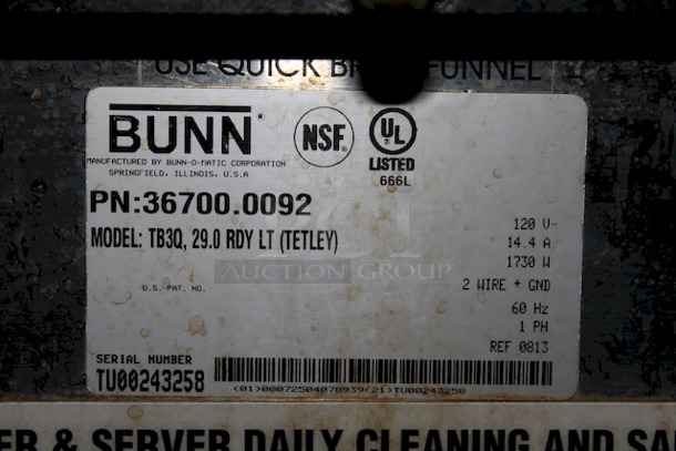 NICE! Bunn 36700.0013 TB3Q 29" Trunk 3 Gal. Iced Tea Brewer With Iced Tea Dispenser. 
14.4 Amps/ 60 Hertz/ 1ph/120v/1,730 Watts
11 1/2"W x 22 3/8"D x 34"H - Image 5 of 6