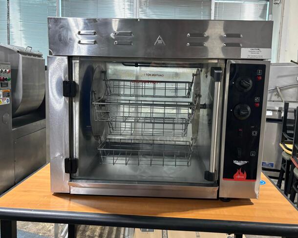 Vollrath 40704 8 Bird Countertop Electric Rotisserie Oven 208/240V
 - Image 4 of 4