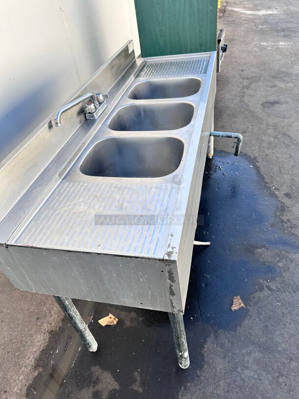 Commercial Three Compartment Bar Sink NSF 
91x23x42 - Image 4 of 10