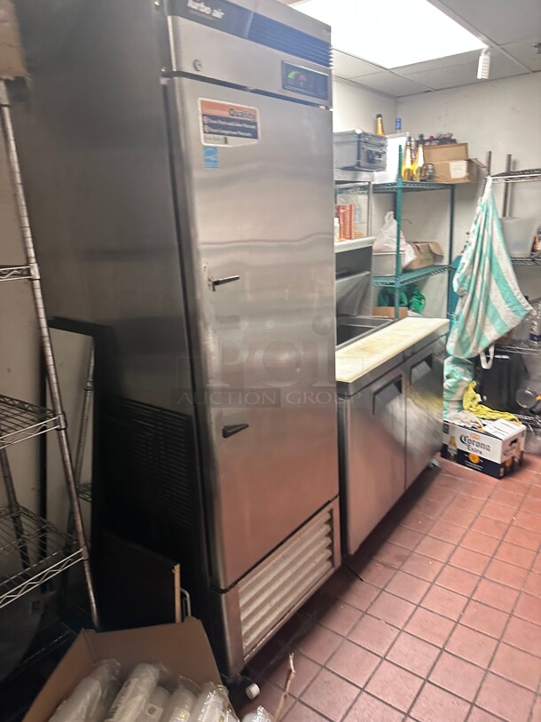 Late Model Turbo Air TSR-23SD 27 inch One Section Reach In Refrigerator, (1) Right Hinge Solid Door, 115v Working - Image 4 of 6