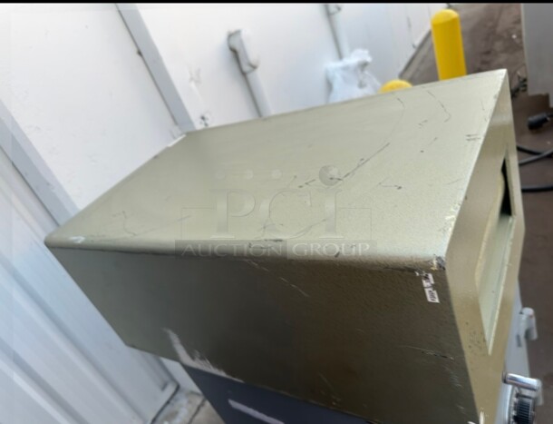 Commercial Safe  - Image 2 of 3