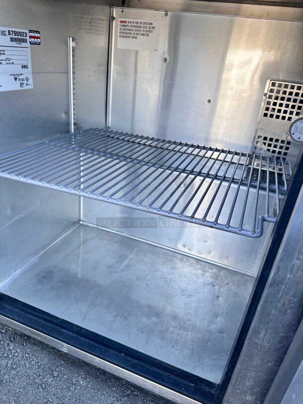Late Model True TUC-48F-HC 48 inch W Undercounter Freezer w/ (2) Sections & (2) Doors, 115v Working - Image 6 of 8
