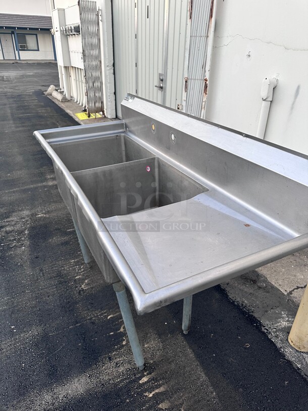 Clean RJ  24 x 24 x 14 Two Tub Sink w/ 1.8 inch Corner Drain & Right Drain Board NSF - Image 4 of 5