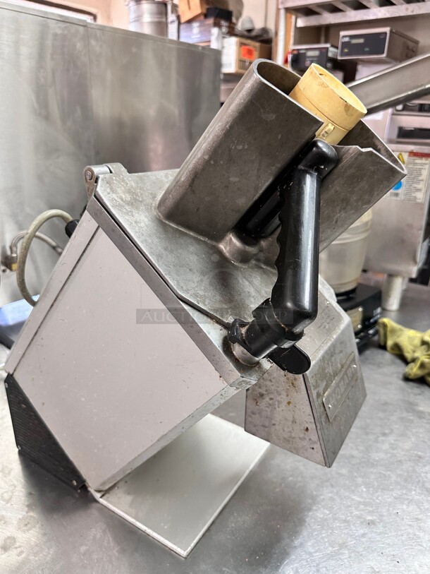 Hobart FP100 1 Speed Continuous Feed Food Processor, 120v Tested and Working! - Image 2 of 9