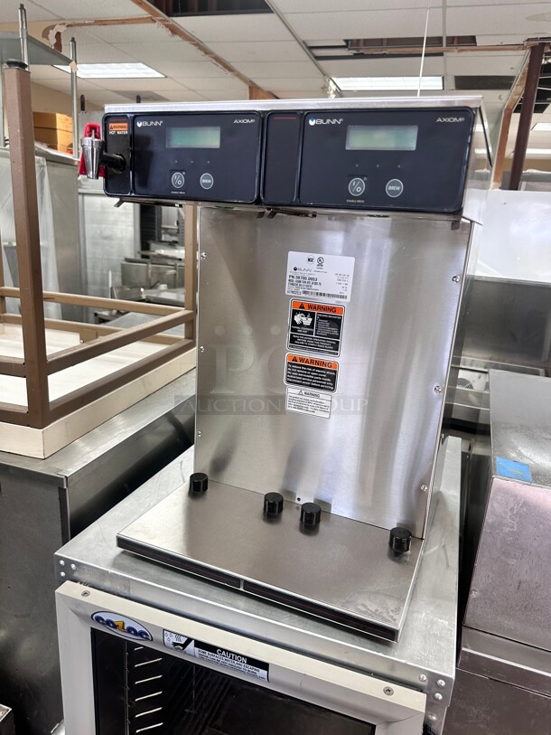 Excellent Bunn 38700.0013 Axiom APS Twin Airpot Coffee Brewer - 120/220V Tested and Working - Image 1 of 7
