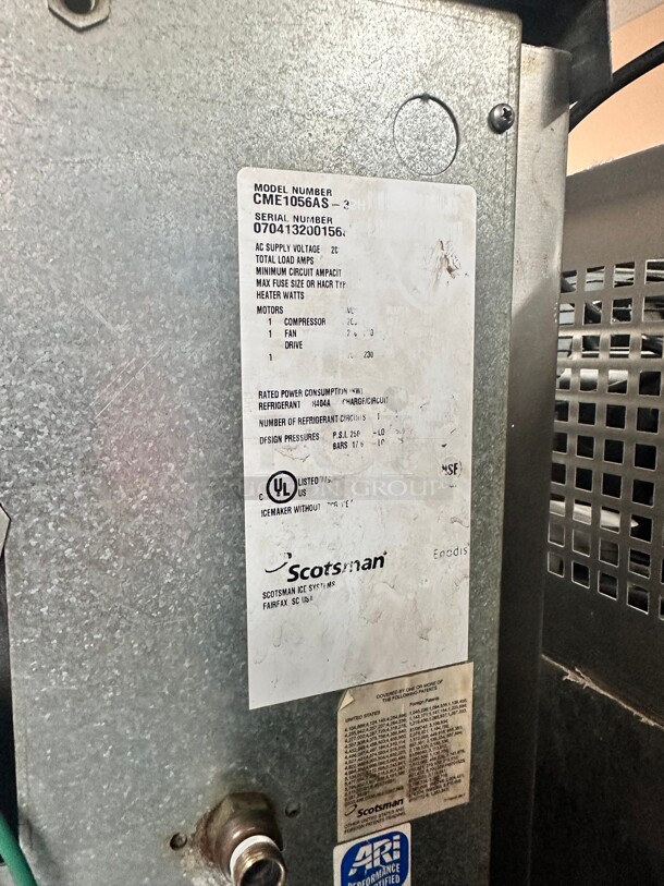 Nice! Scotsman CME1056AS 975 lbs Ice Machine With Ice Bin 220 Volt Tested and Working - Image 5 of 8