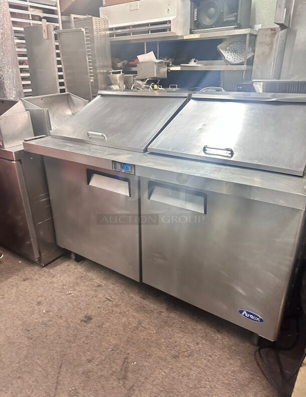 Atosa MSF8307GR 60" Double Door Sandwich/Salad Mega Top Prep Table 115 Volt Working - Image 5 of 11
