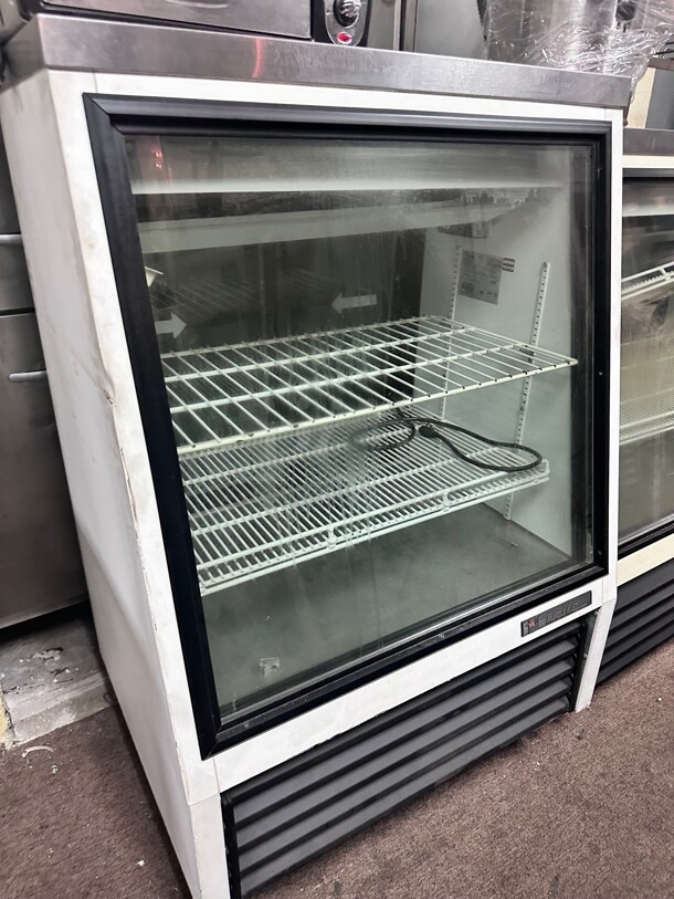 Certified Working TRUE TSID-36-2 36 Inch Refrigerated Deli Display Case 115 Volt NSF - Image 1 of 5