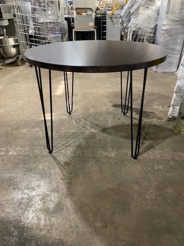 Brand New! Red Oak 42 Inch Round 1.5" Thick BUTCHER BLOCK Style Walnut Finish Dining Table! On Heavy Duty Metal Legs!  - Image 1 of 8