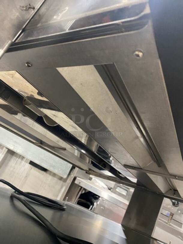 WOW! APW Wyott Commercial Countertop Heated Shelf Merchandiser! On Legs! Model: DMXD42S SN: 380821208002 120V 60HZ 1 Phase - Image 5 of 7