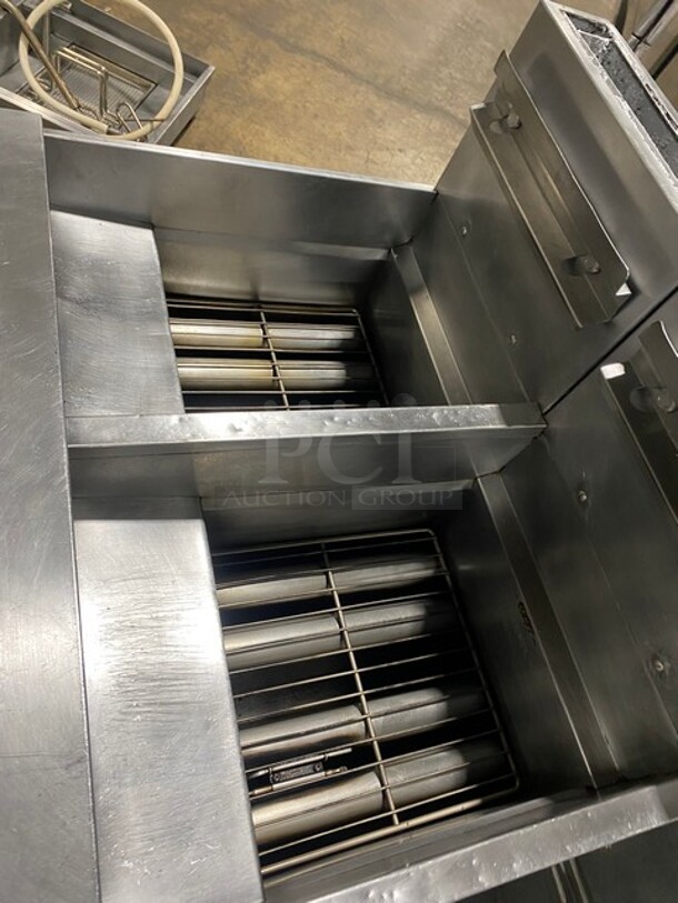FAB! Pitco Frialator Commercial Natural Gas Powered 4 Bay Deep Fat Fryer! With Middle Fryer Basket Rack! With Oil Filter System! All Stainless Steel! On Casters! Model: SGH50 SN: G10DA010387 - Image 8 of 12