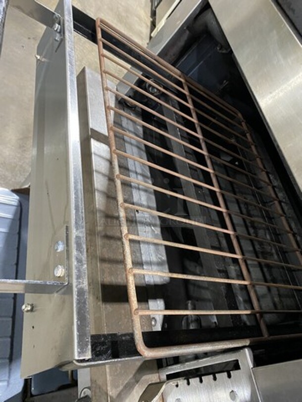 Garland Commercial Natural Gas Powered Upright Double Oven Char Broiler Grill! All Stainless Steel! - Image 7 of 9