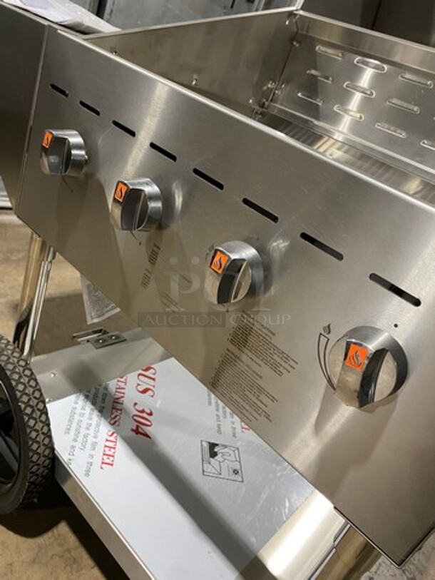 NEW! Sierra LP Powered Outdoor Grill! With Hinged Lid! Open Storage Space Underneath! Solid Stainless Steel! On Casters! Model: SRBQ30 SN: 200802934 - Image 7 of 9