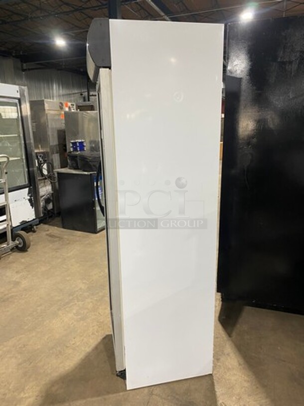 SLK Single Door Reach In Cooler Merchandiser! With View Through Door! Model: 374CANOPY SN: 100001825445 115V - Image 3 of 7