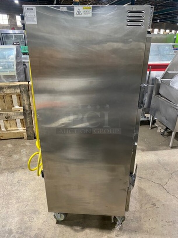 Cres Cor Commercial Electric Powered Split Door Roast-N-Hold Oven! All Stainless Steel! On Casters! Model: RO151FUA12DE4803Z SN: JBIJ0005151631 480V 60HZ 3 Phase - Image 3 of 10