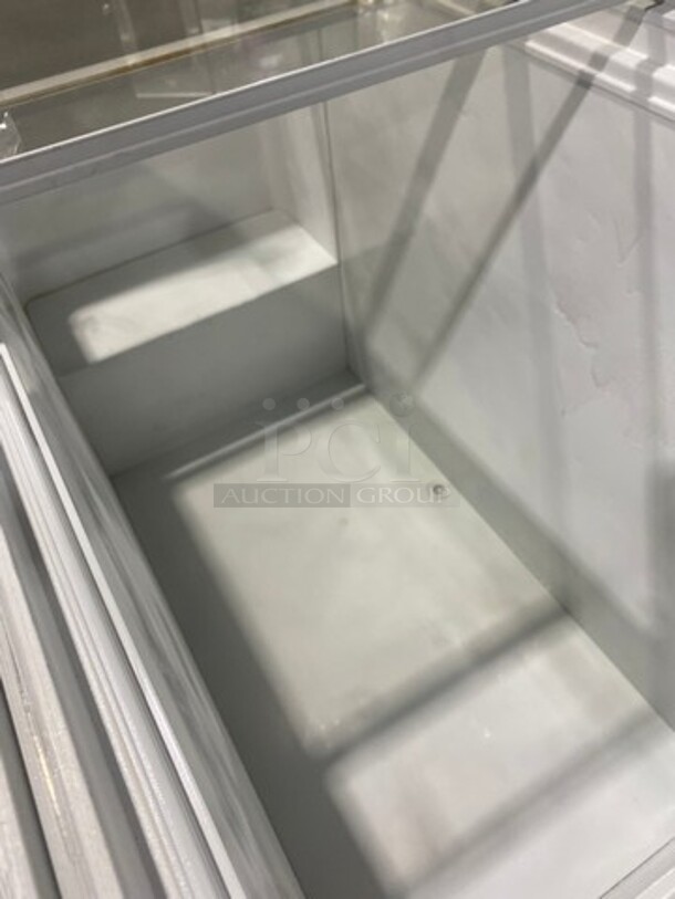 LATE MODEL! 2014 Fricon Commercial Reach Down Chest Freezer Merchandiser! With 2 Top Sliding Doors! With Sneeze Guard! On Casters! Model: THG7SG SN: 021080 115V 60HZ 1 Phase - Image 6 of 9