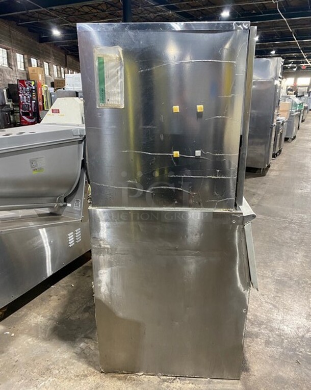 Hoshizaki Commercial Ice Maker Machine! With Commercial Ice Bin! All Stainless Steel! Model: KM280MWF SN: J10090G 115/120V 60HZ 1 Phase - Image 3 of 8