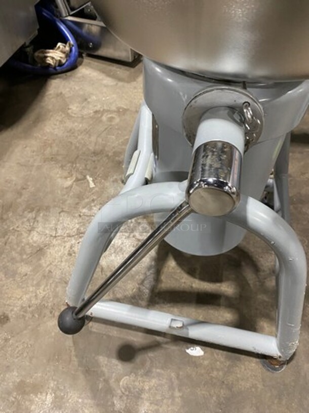Hobart Commercial Floor Style Vertical Cutter Mixer! Model VCM40 Serial 2734683! 208V 3Phase! - Image 7 of 10
