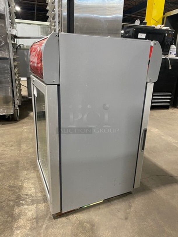 AHT Countertop Mini Fridge! With Metal Rack! With View Through Door! Model: CT100P SN: A0761799 115V - Image 2 of 8